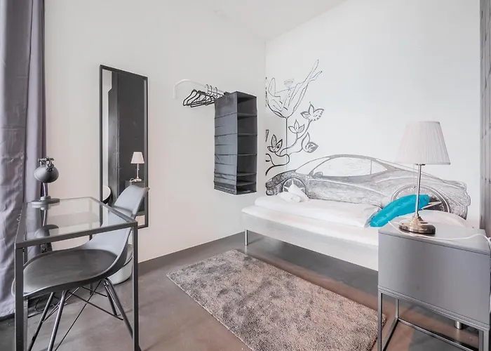 High-end With Rooftop Terrace And Gym