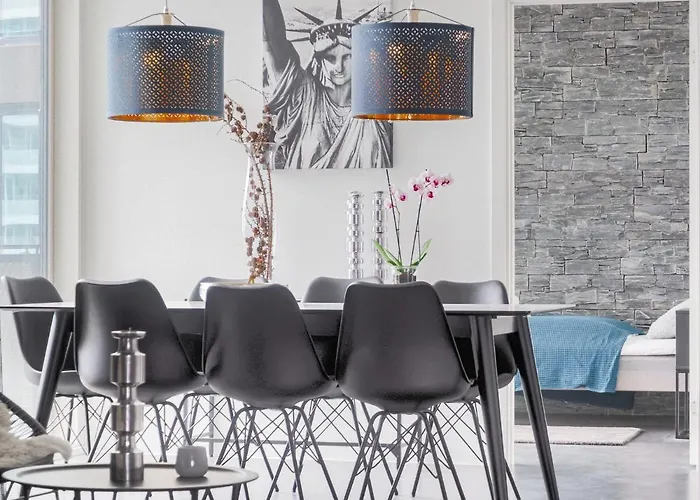 High-end With Rooftop Terrace And Gym