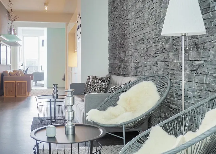 High-end With Rooftop Terrace And Gym *