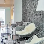 High-end With Rooftop Terrace And Gym *