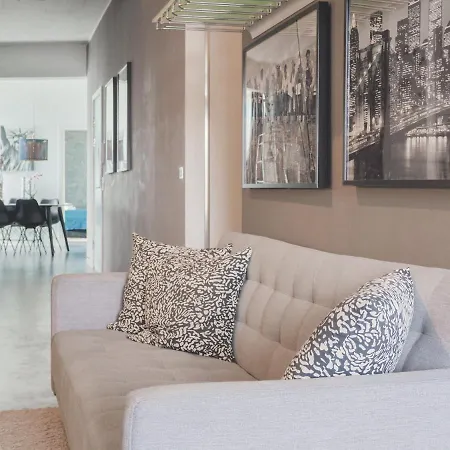 High-end With Rooftop Terrace And Gym