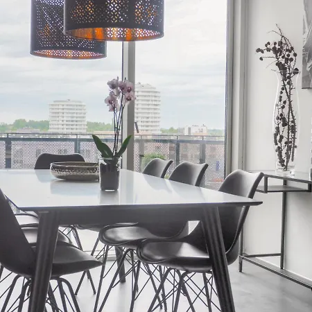 High-end With Rooftop Terrace And Gym شقة