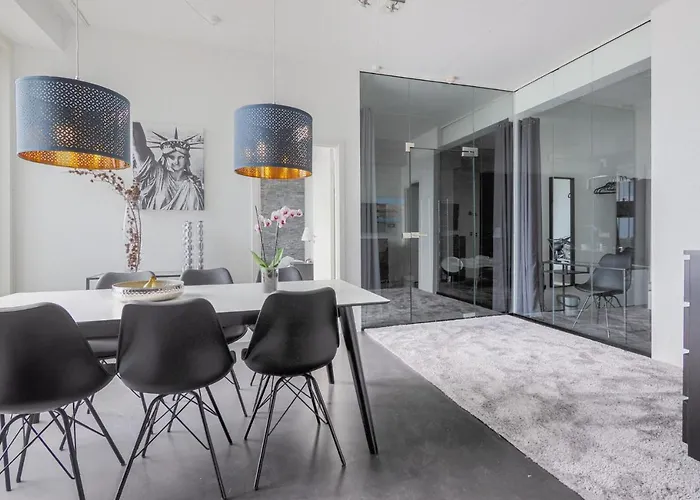 High-end With Rooftop Terrace And Gym