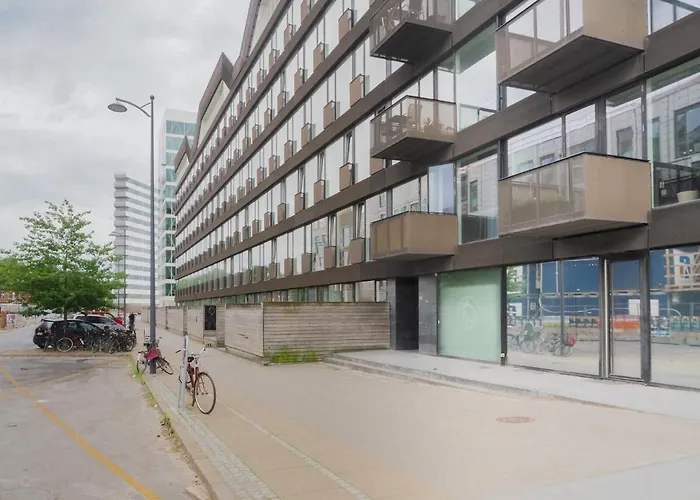 High-end With Rooftop Terrace And Gym