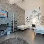 High-end With Rooftop Terrace And Gym アパート *
